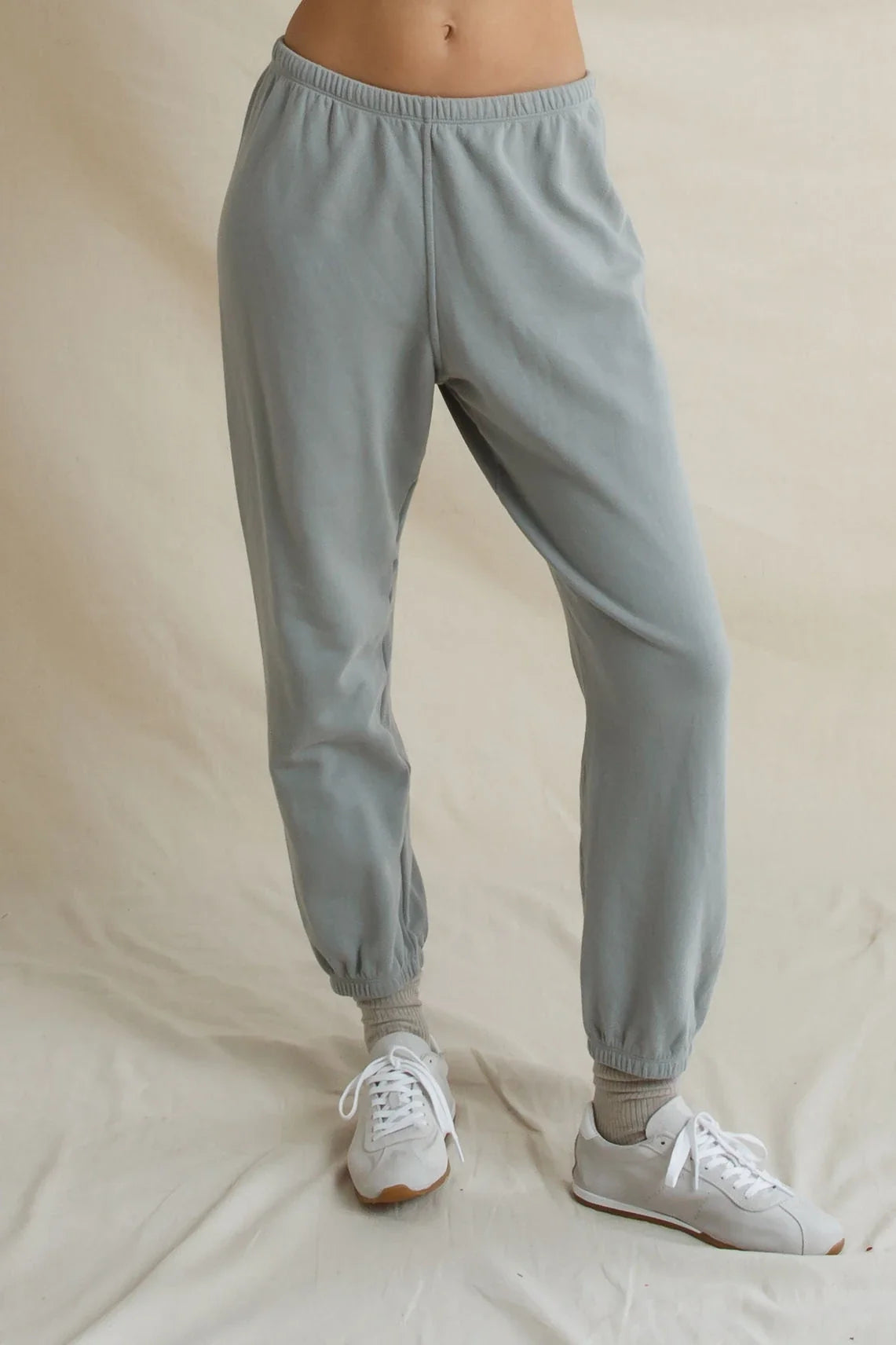 griffin_grey